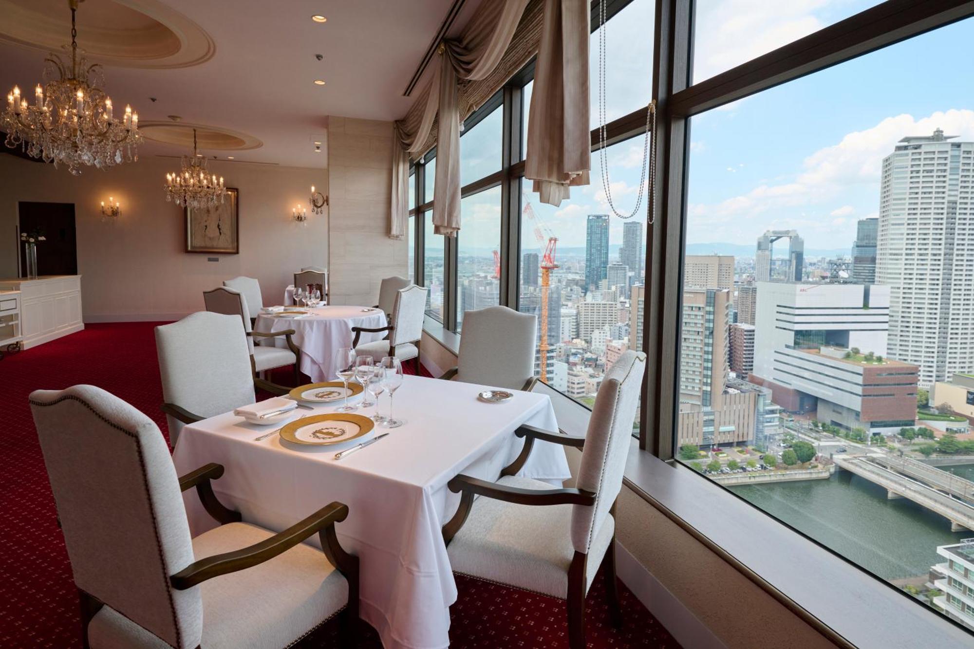 Rihga Royal Osaka, Vignette Collection By Ihg Ōsaka